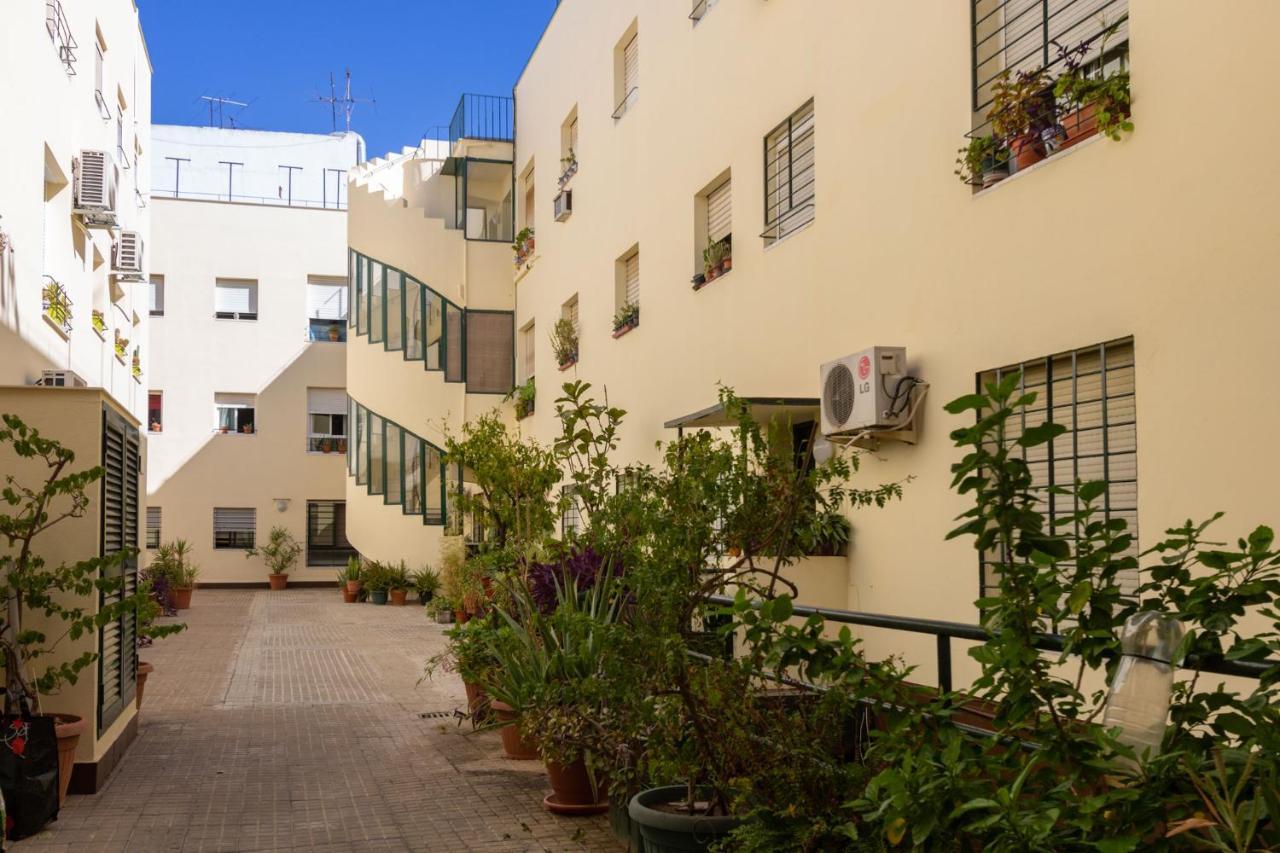 Medina Apartment And Parking Historical Center إشبيلية المظهر الخارجي الصورة