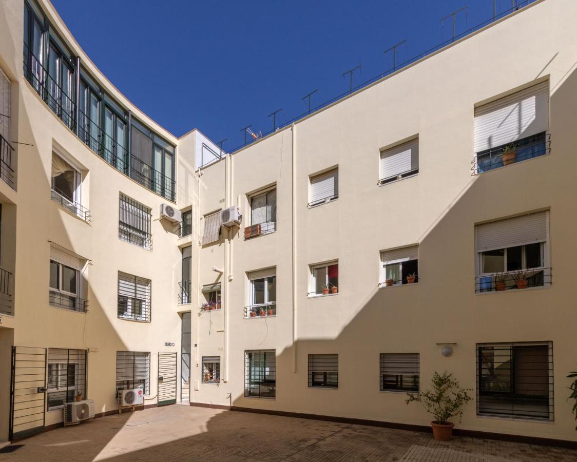 Medina Apartment And Parking Historical Center إشبيلية المظهر الخارجي الصورة