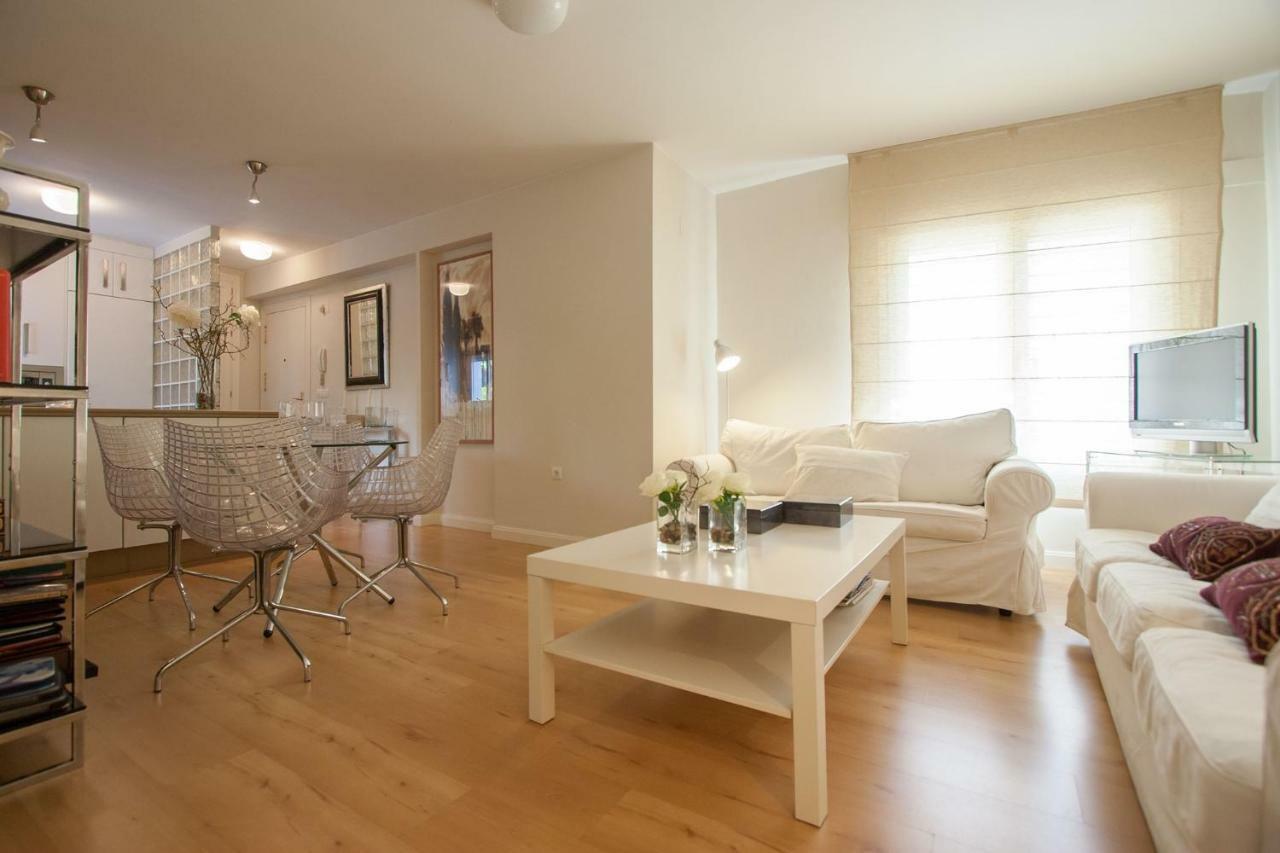 Medina Apartment And Parking Historical Center إشبيلية المظهر الخارجي الصورة