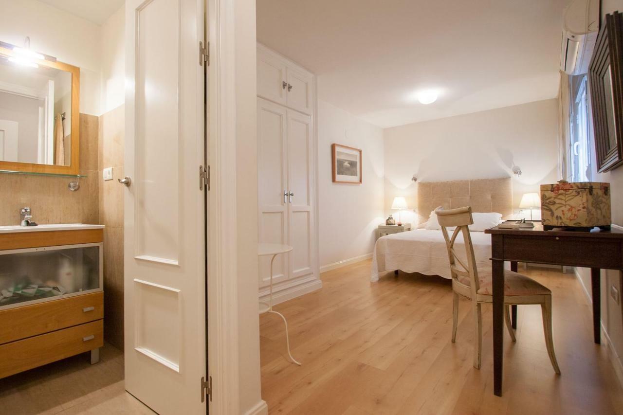 Medina Apartment And Parking Historical Center إشبيلية المظهر الخارجي الصورة