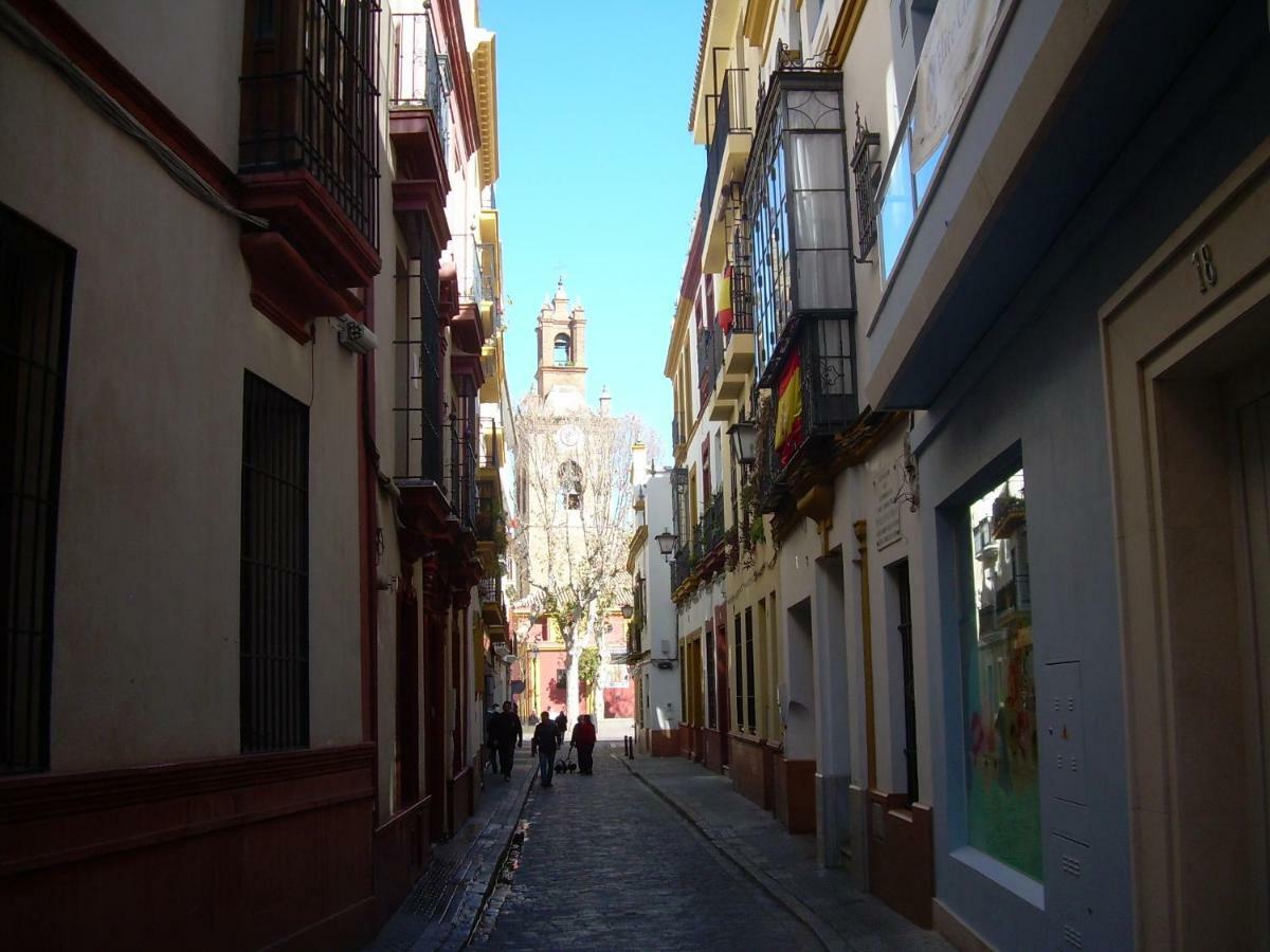 Medina Apartment And Parking Historical Center إشبيلية المظهر الخارجي الصورة