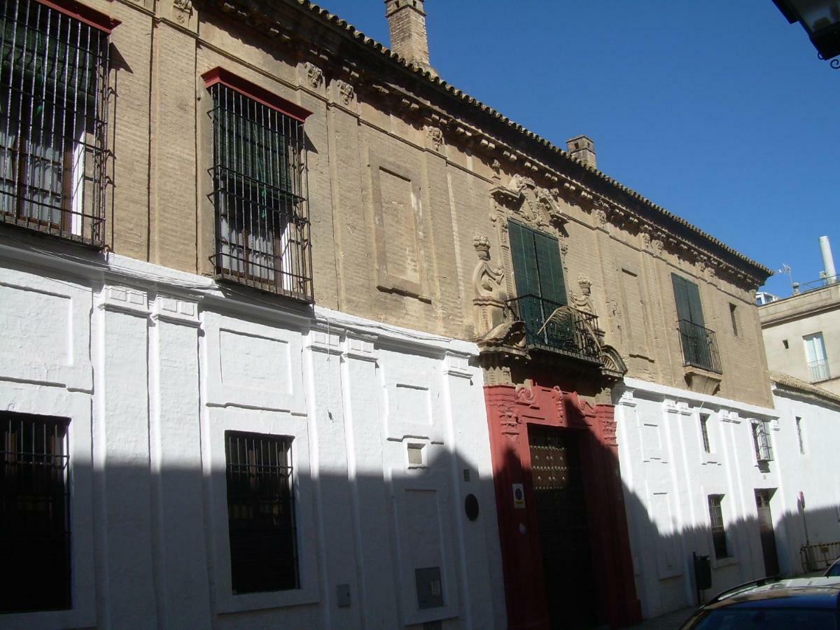 Medina Apartment And Parking Historical Center إشبيلية المظهر الخارجي الصورة