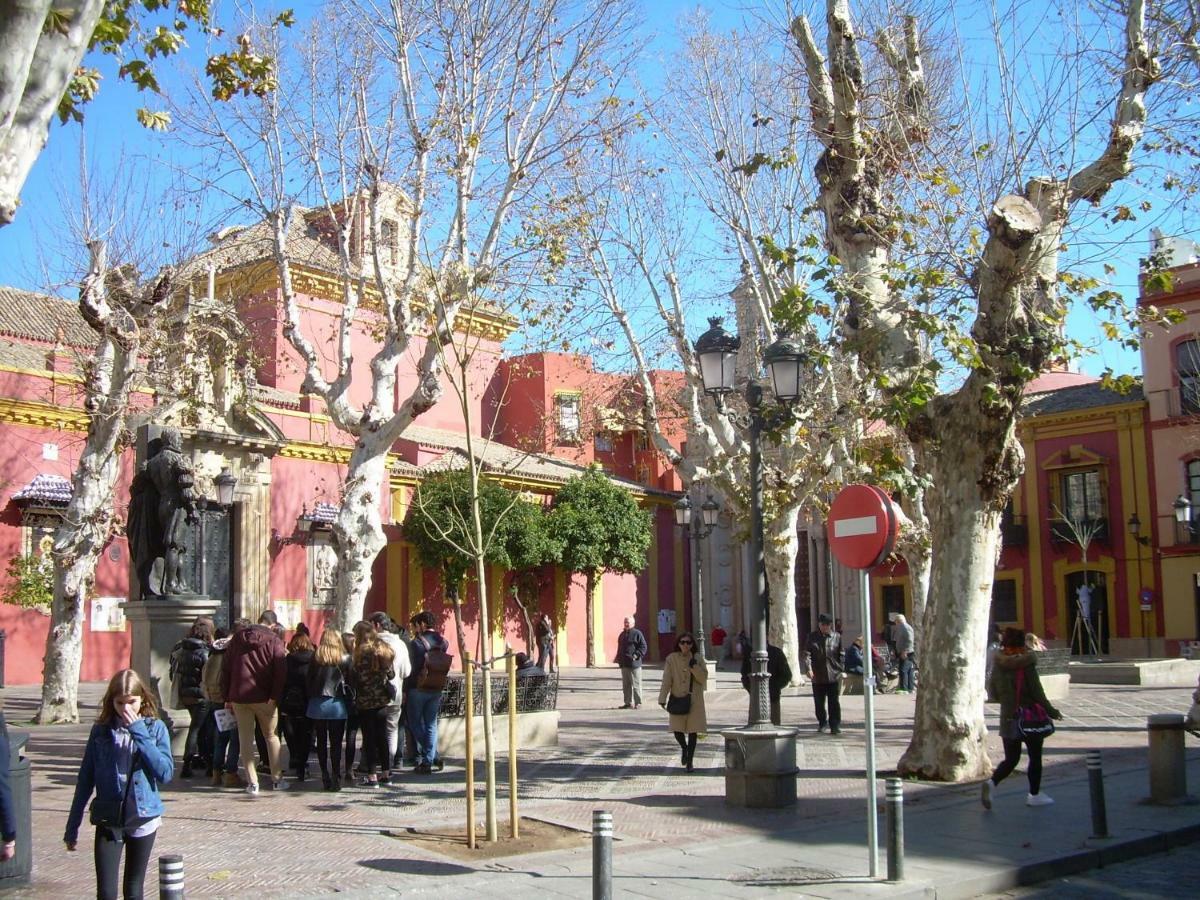 Medina Apartment And Parking Historical Center إشبيلية المظهر الخارجي الصورة